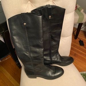 Black riding boots